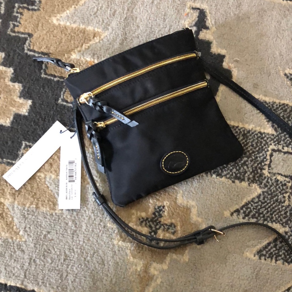 Dooney & Bourke North/South Triple Zip Black